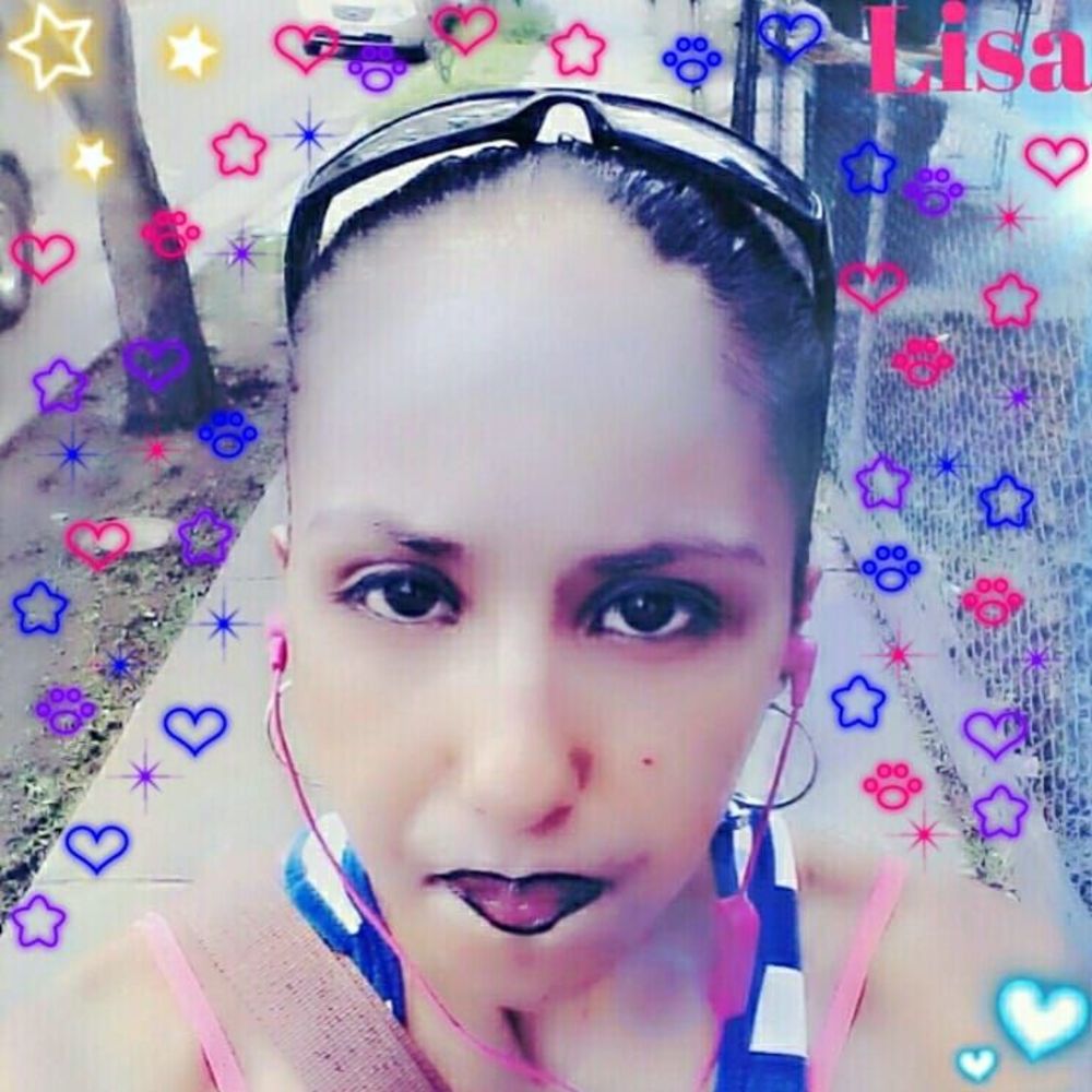 Meet your Posher, Lisa